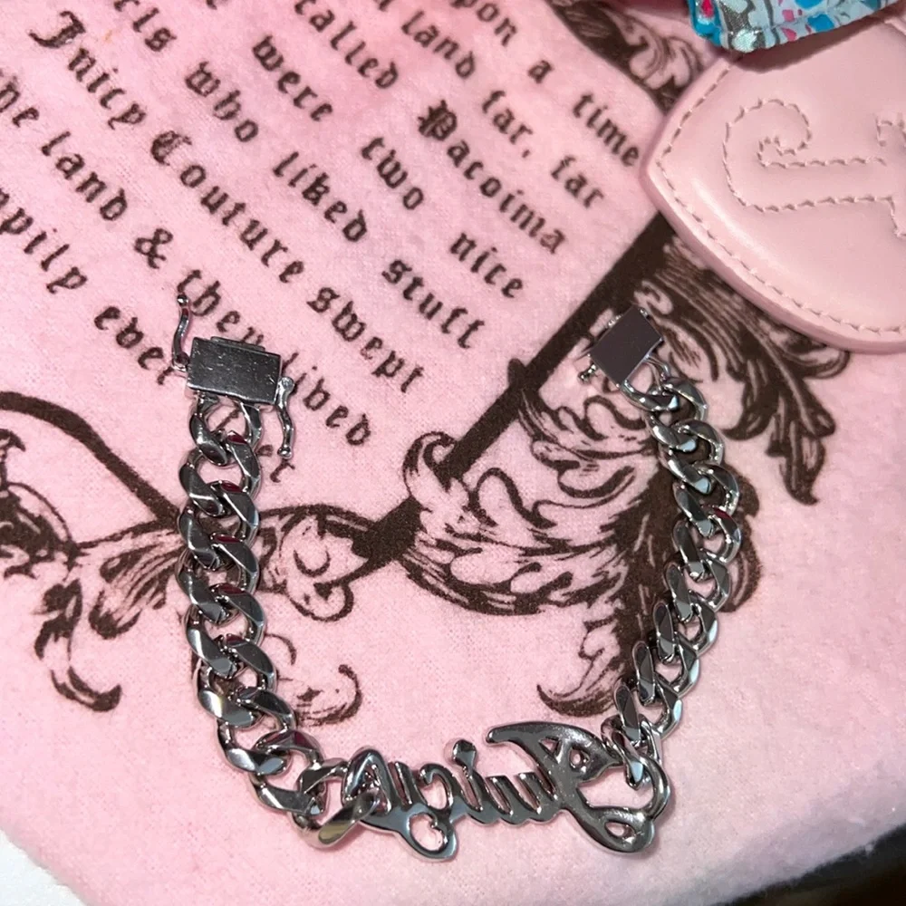 Vintage 💕Juicy Couture 🎀Silver pave Chain Bracelet Magnetic Safety Lock Closure